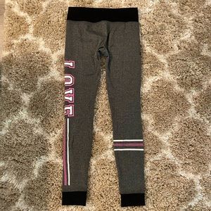 Medium gray workout joggers/leggings